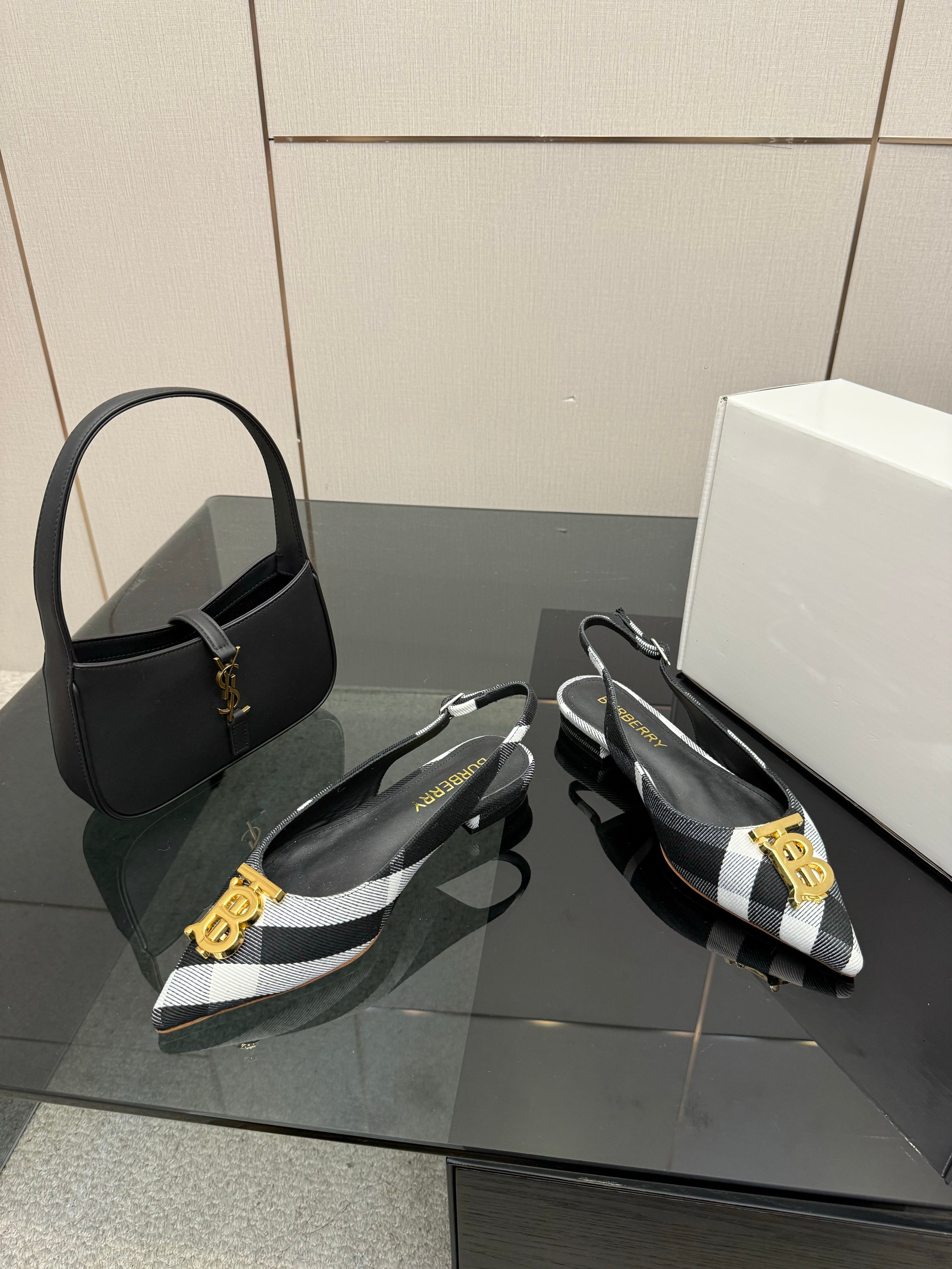 BURBERRY 26S SLINGBACK IN STRIPED COLOR COORDINATION FABRIC STYLE 8