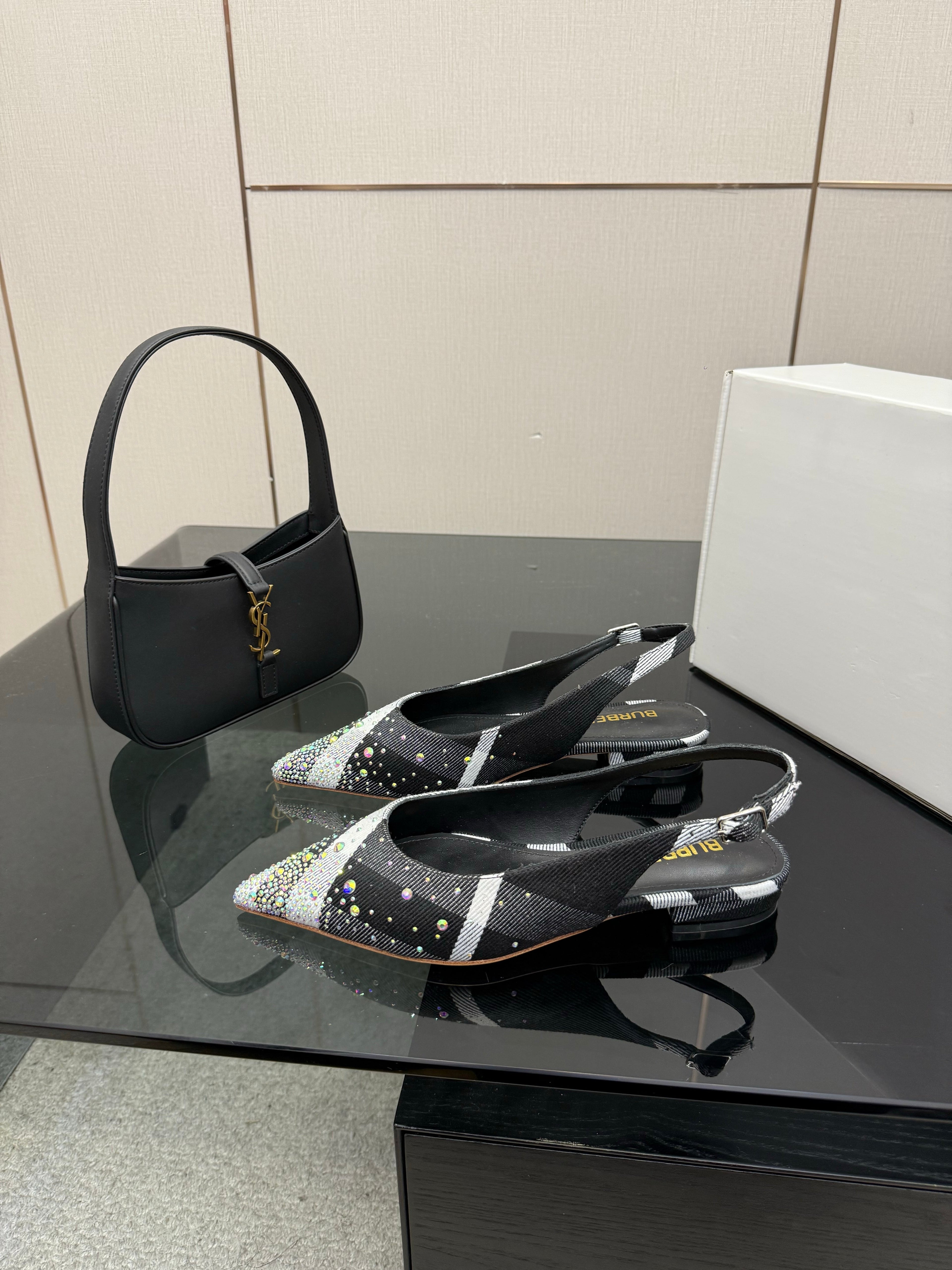 BURBERRY 26S SLINGBACK IN STRIPED COLOR COORDINATION FABRIC STYLE 3