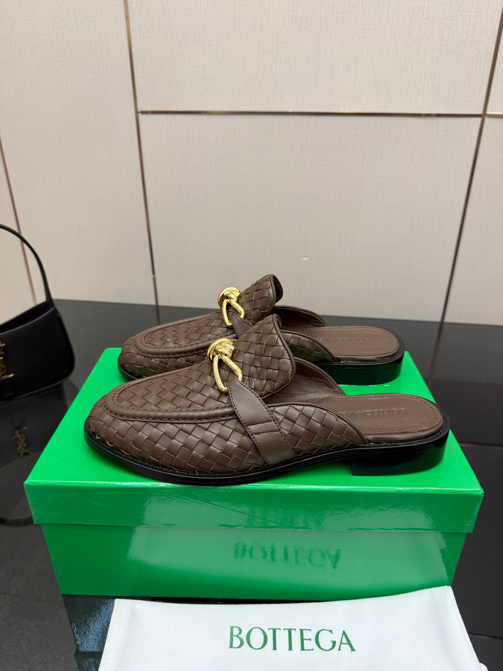 BOTTEGA VENETA 26S BACKLESS LOAFERS IN BROWN TECHNICAL WOVEN CALFSKIN