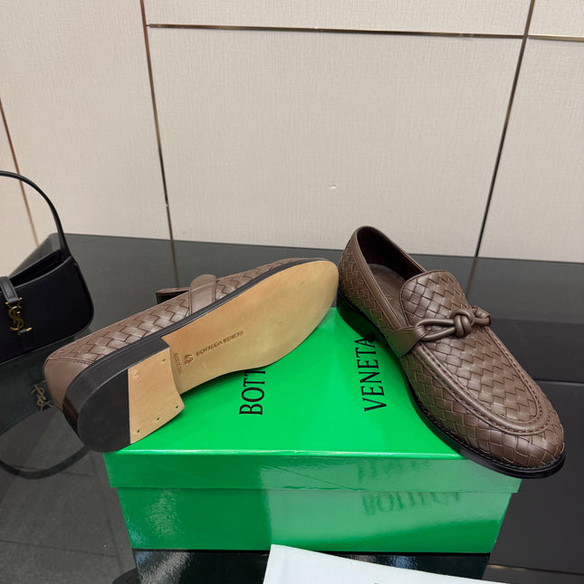 BOTTEGA VENETA 26S LOAFERS IN BROWN TECHNICAL WOVEN CALFSKIN