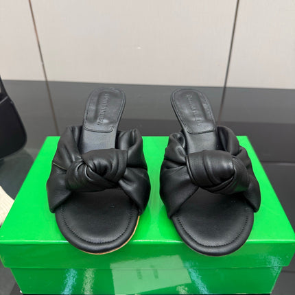 BOTTEGA VENETA 26S KNOT-STRAP HIGH-HEEL SANDALS IN BLACK LAMBSKIN