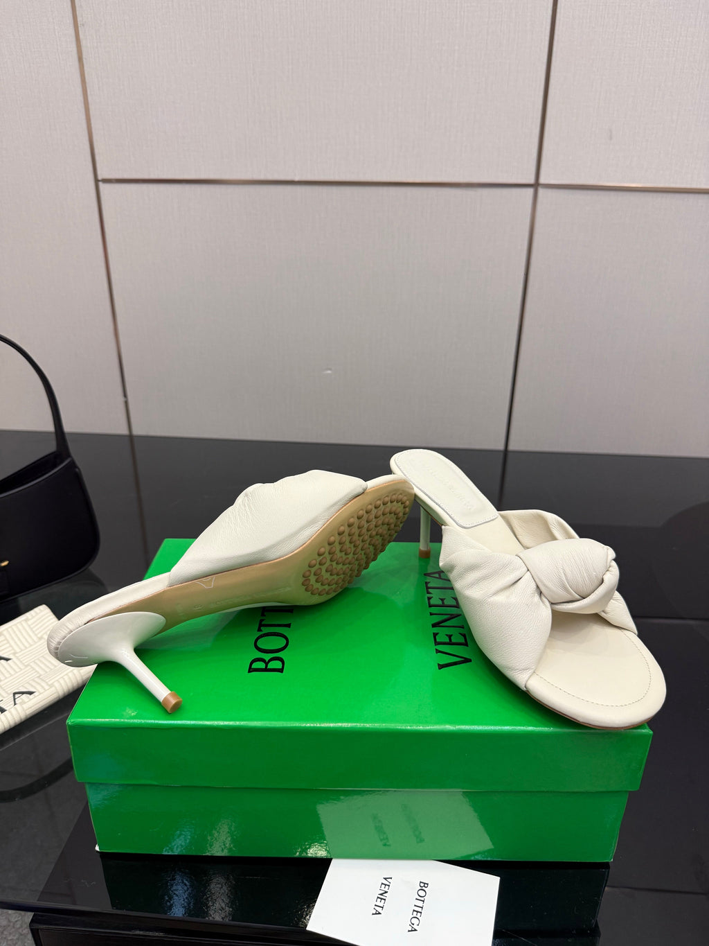 BOTTEGA VENETA 26S KNOT-STRAP HIGH-HEEL SANDALS IN OFF-WHITE LAMBSKIN