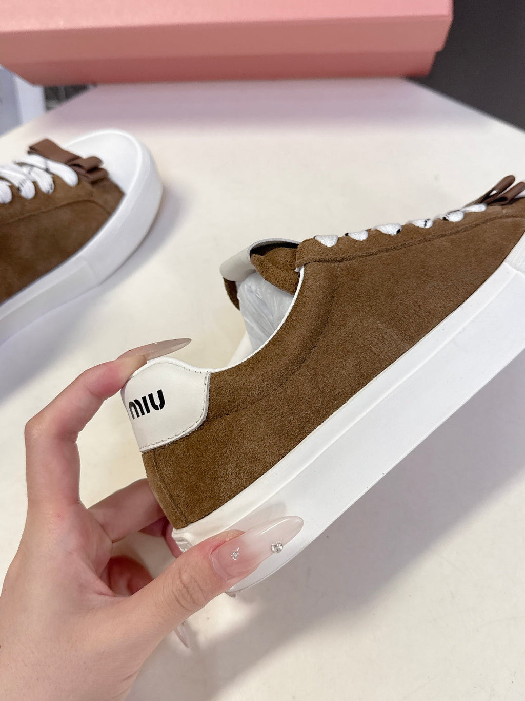 MIUMIU 25S SNEAKERS IN EARTH BROWN SUEDE