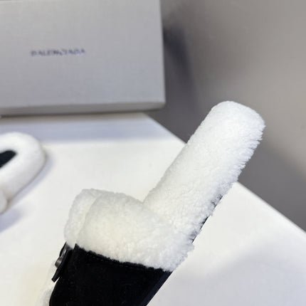 BALENCIAGA 25S SLIPPERS IN BLACK SUEDE AND WHITE WOOL