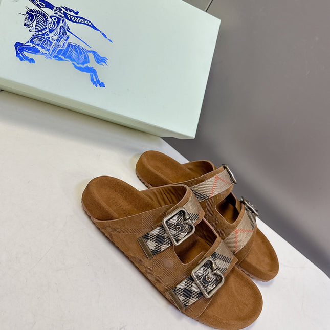 BURBERRY 26S DOUBLE BUCKLE SANDALS IN CARAMEL BROWN SUEDE