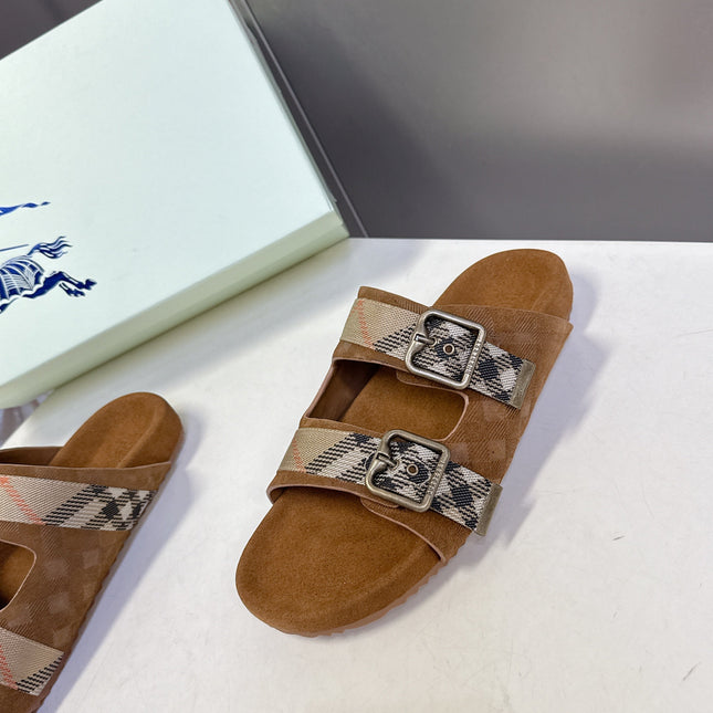 BURBERRY 26S DOUBLE BUCKLE SANDALS IN CARAMEL BROWN SUEDE
