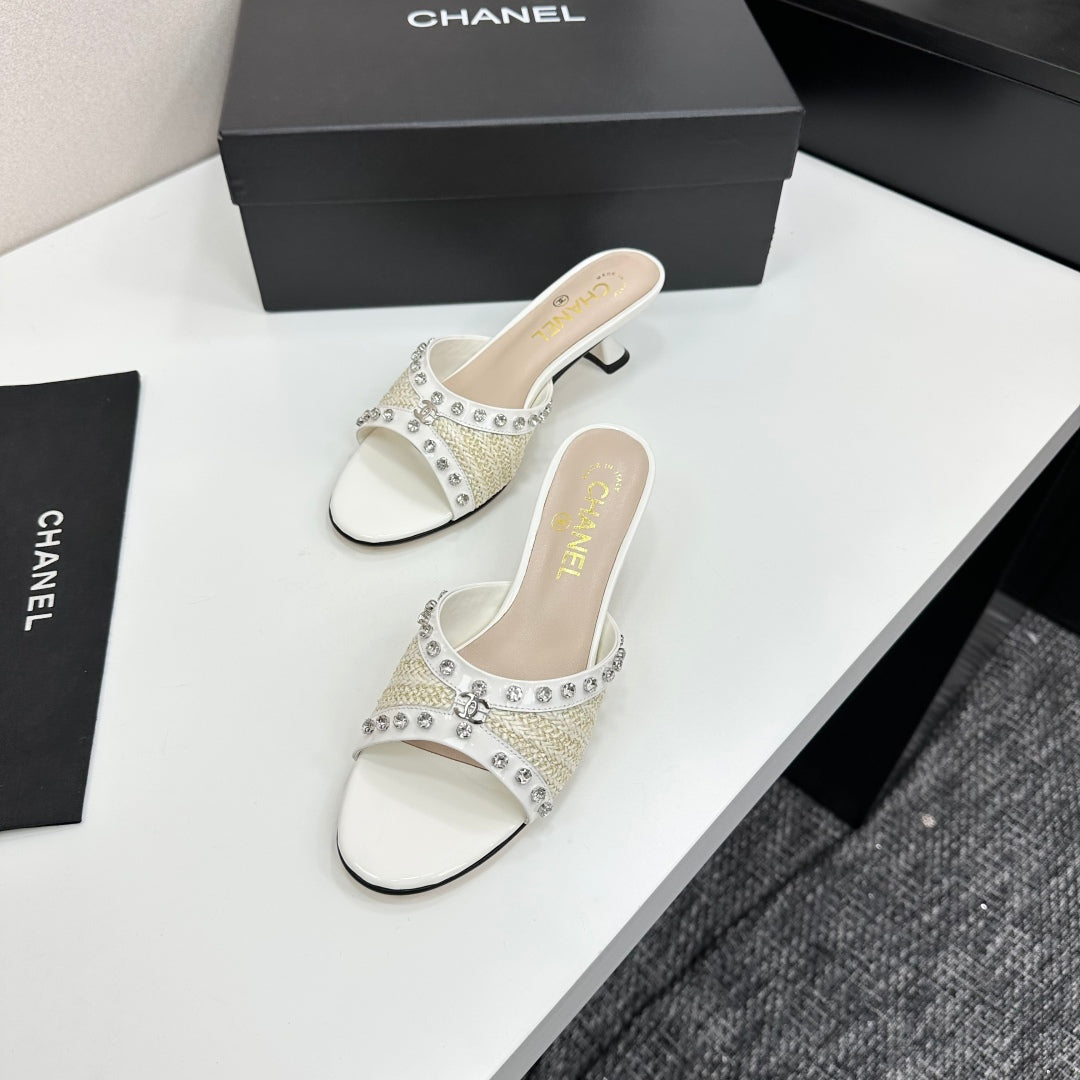 CC HIGH HEEL 25S 50 MM IN WHITE RAFFIA AND CALFSKIN WITH CRYSTALS