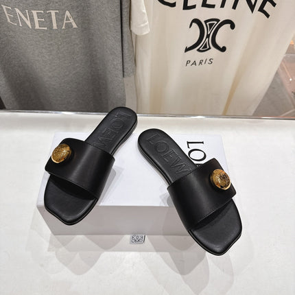LOEWE 26S PEBBLE SLIDE IN BLACK CALFSKIN GOLD HARDWARE