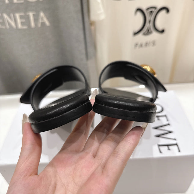 LOEWE 26S PEBBLE SLIDE IN BLACK CALFSKIN GOLD HARDWARE