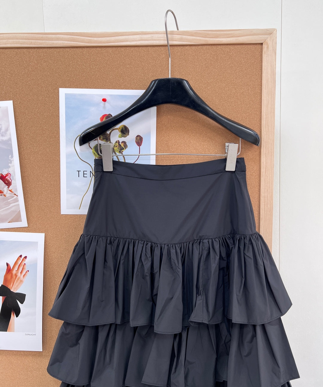 VALENTINO 26S TIERED MINI SKIRT 224