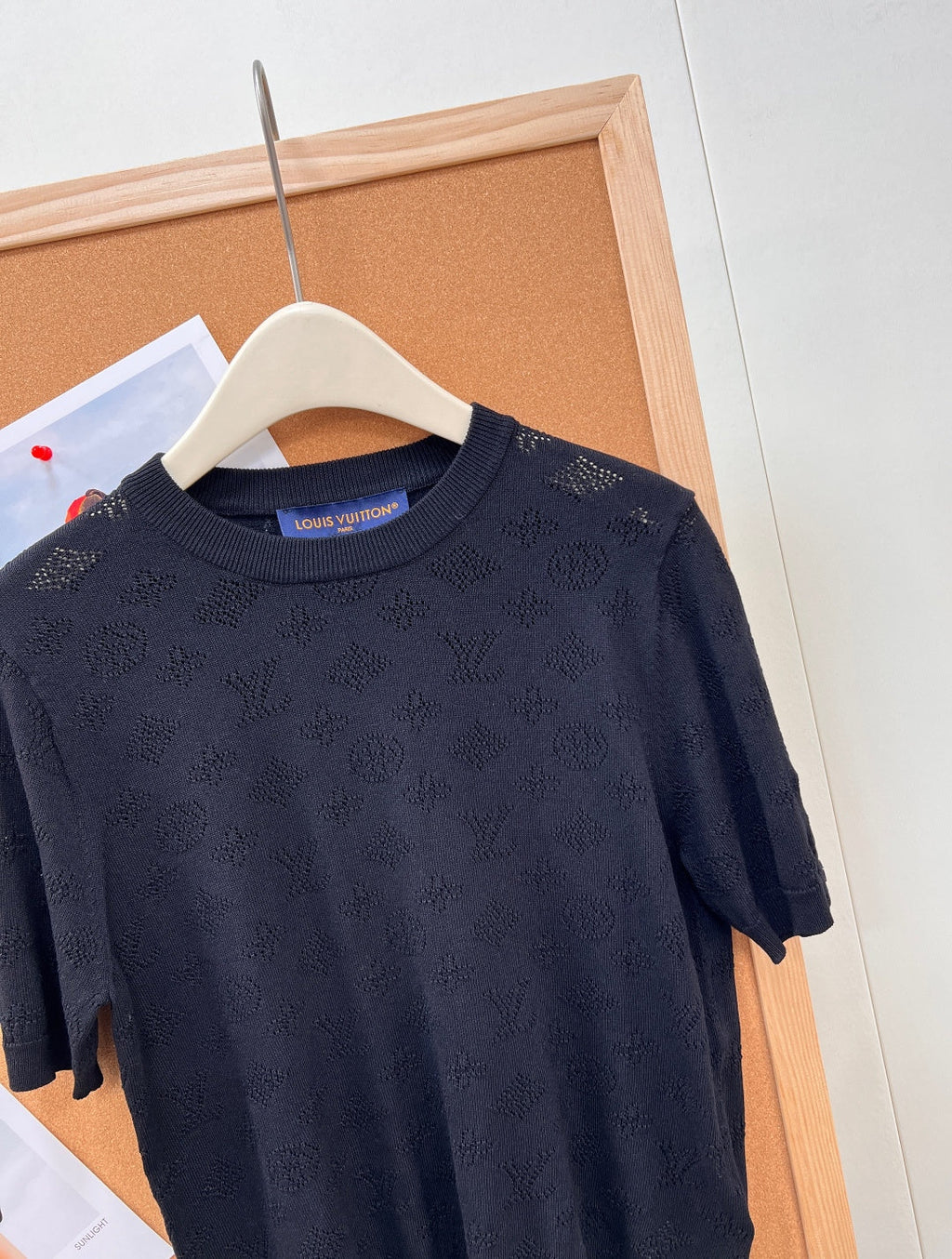 LV 26S SHORT-SLEEVED SWEATER STYLE 255