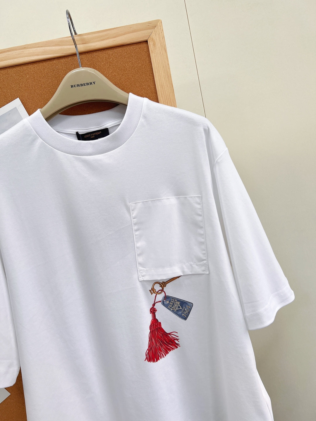 LV 26S T-SHIRT STYLE 232