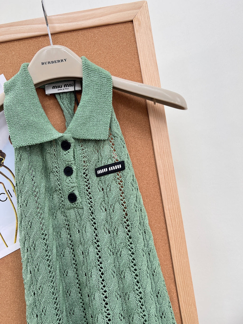 MIUMIU 26S SLEEVELESS KNIT COLLARED TOP STYLE 1105