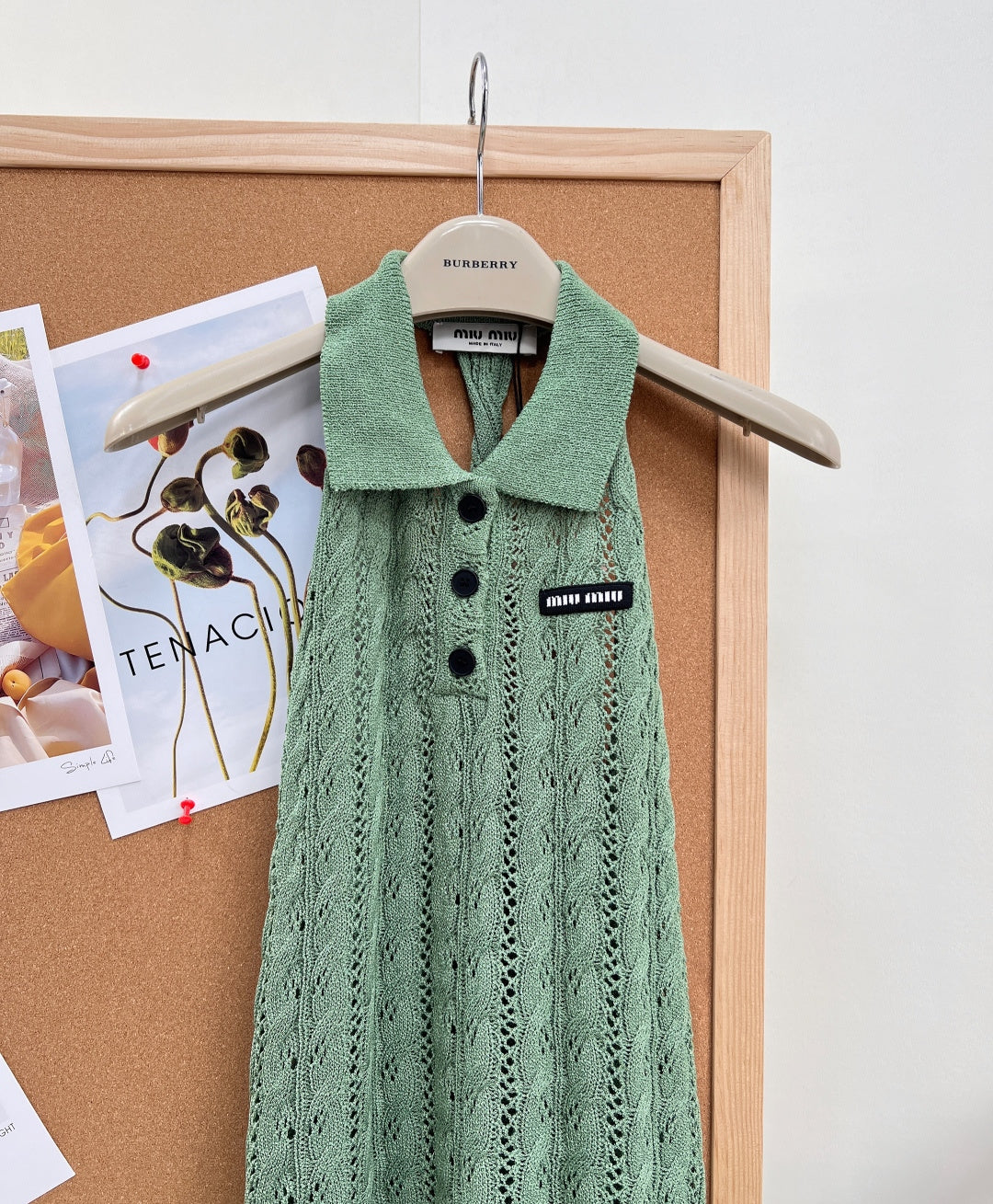 MIUMIU 26S SLEEVELESS KNIT COLLARED TOP STYLE 1105