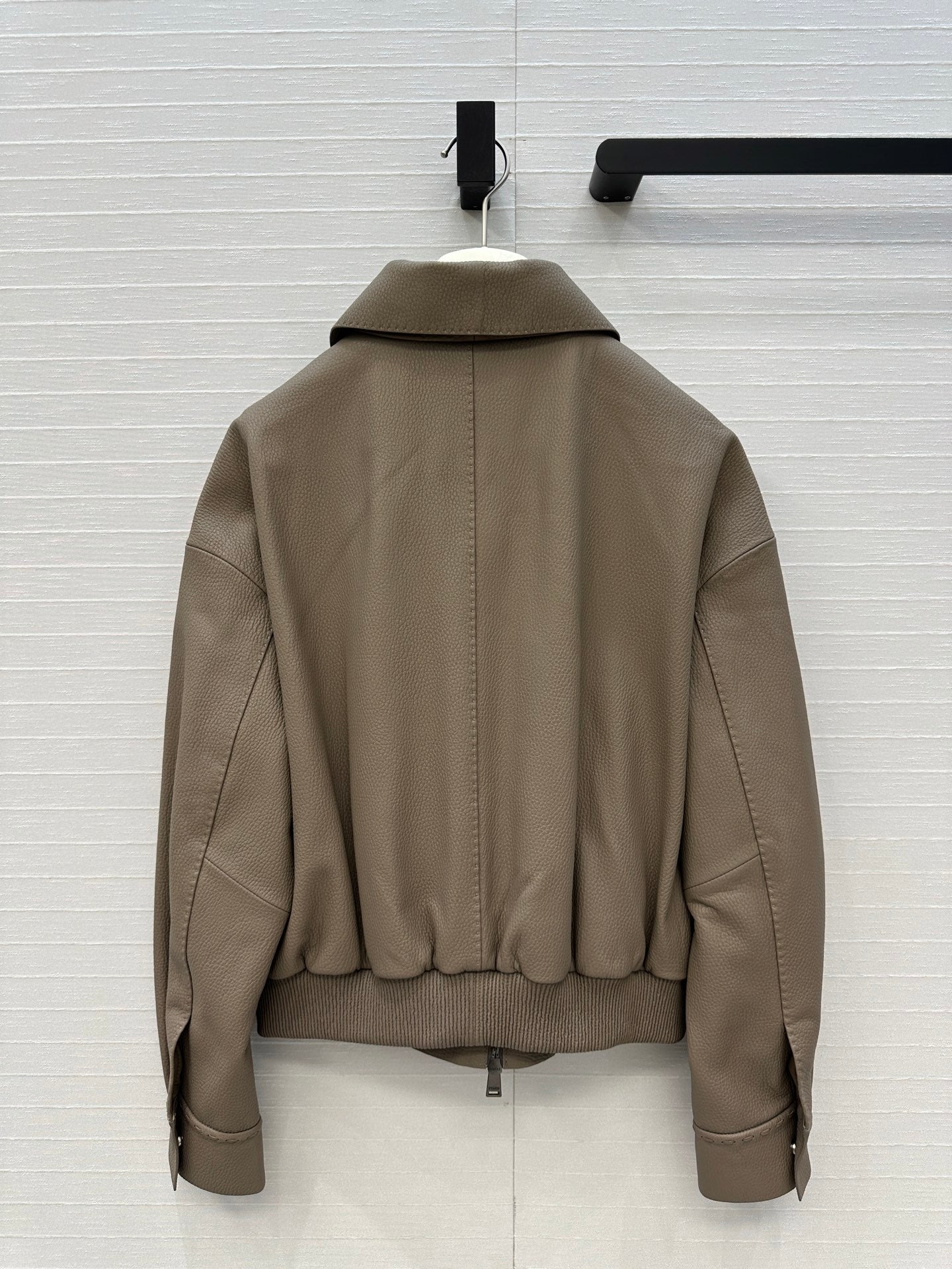 FENDI PREMIUM LEATHER JACKET 276190