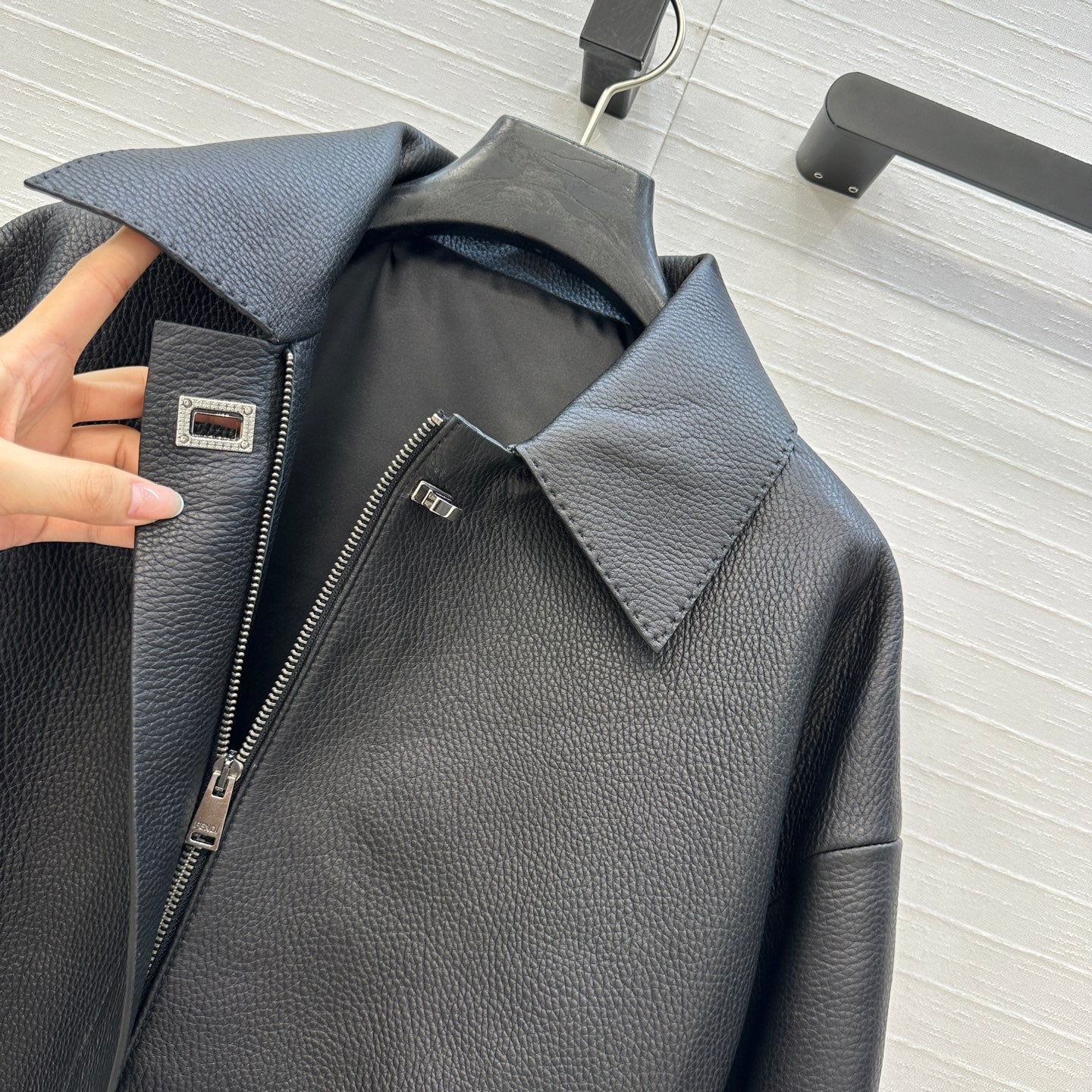 FENDI PREMIUM LEATHER JACKET 276192