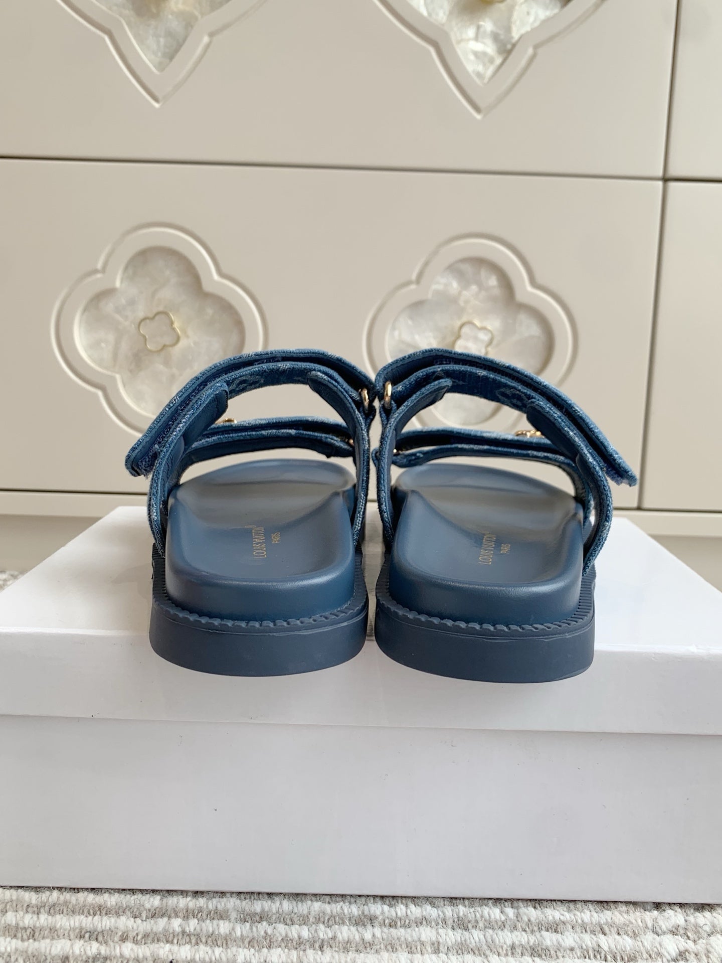 LV TWO-STRAP SANDALS 25S IN BLUE DENIM AND CALFSKIN WITH GOLD HARDWARE