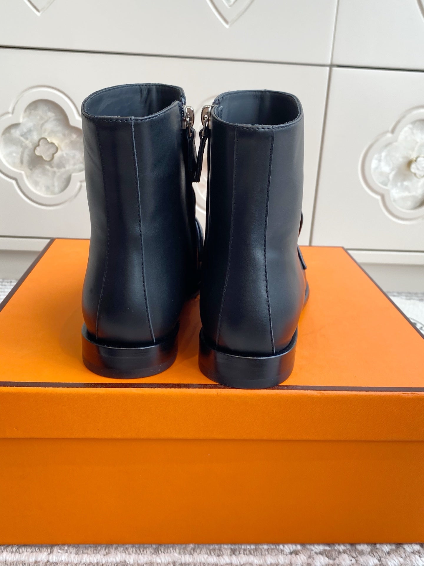 HM KELLY BOOTS IN BLACK CALFSKIN 501318