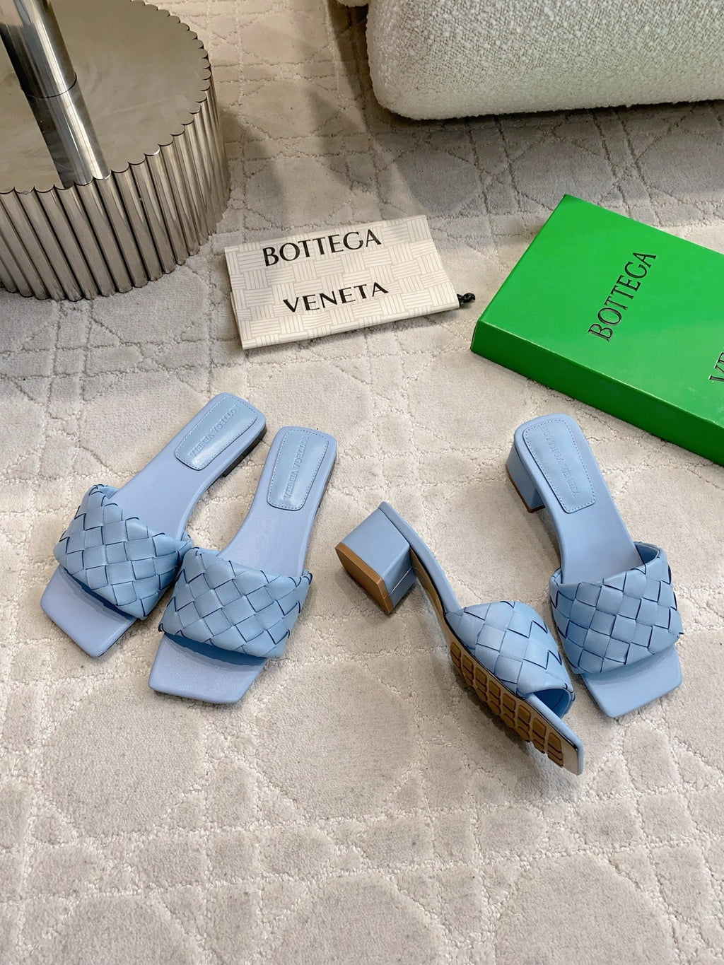 BOTTEGA VENETA 26S SQUARE-TOE HIGH-HEEL SANDALS 50 MM IN BLUE LAMBSKIN