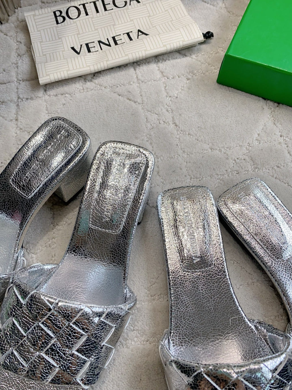 BOTTEGA VENETA 26S SQUARE-TOE HIGH-HEEL SANDALS 50 MM IN SILVER LAMBSKIN