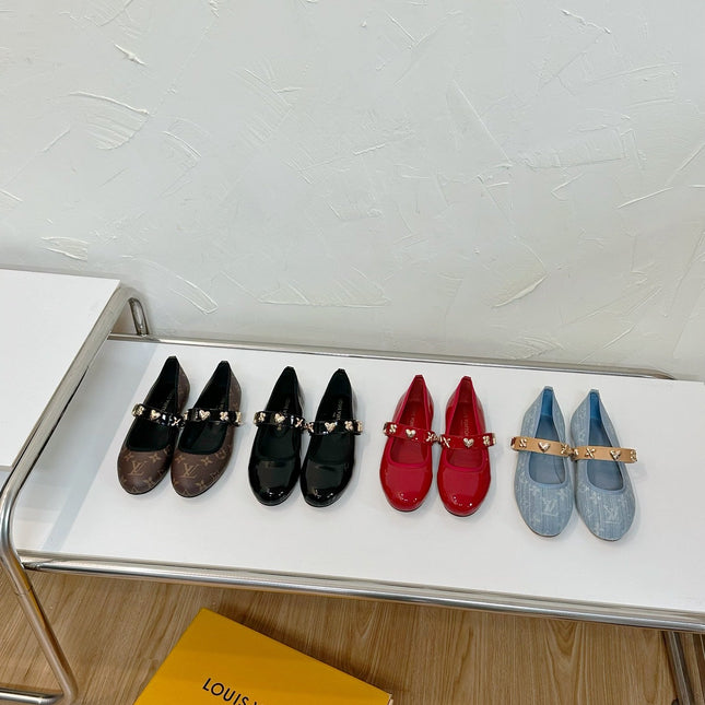ROMY FLAT BALLERINA IN RUBY RED PATENT CALFSKIN
