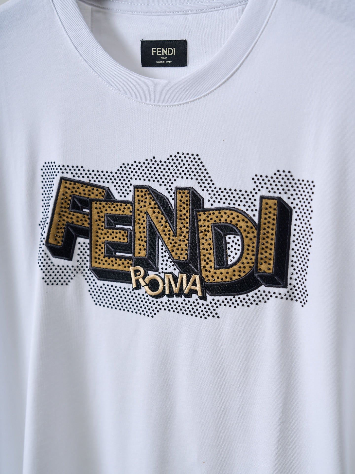 FENDI 26S SHORT SLEEVE T-SHIRT 122