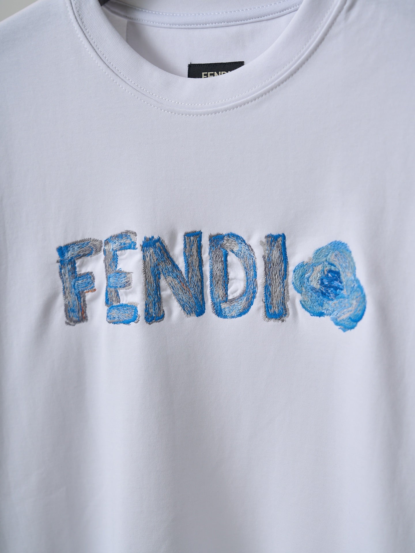 FENDI 26S SHORT SLEEVE T-SHIRT 115