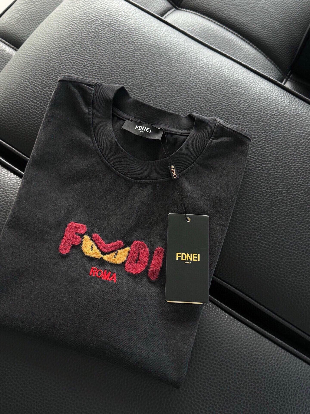 FENDI 26S SLEEVELESS T-SHIRT 158
