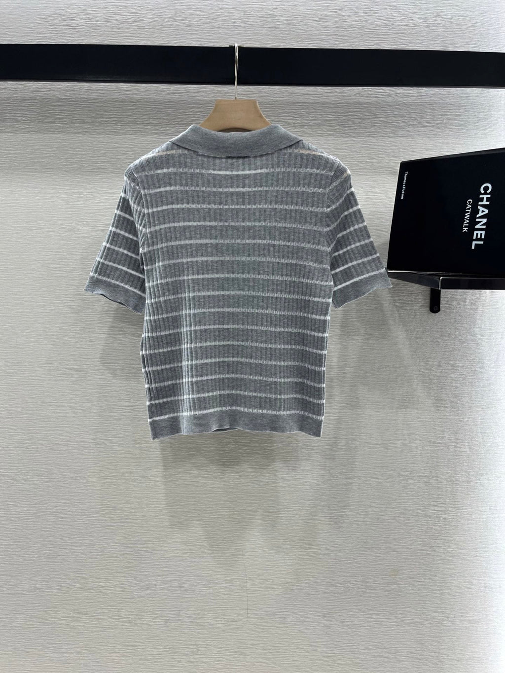 CHANEL SHORT SLEEVE KNIT TOP