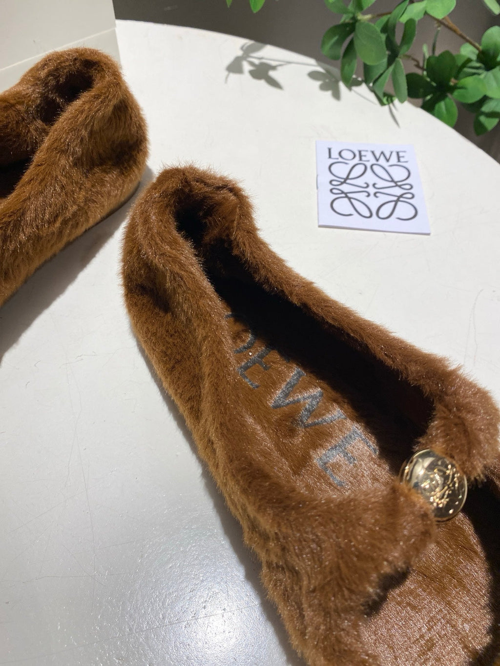 LOEWE 26S BALLET FLATS IN BROWN CARAMEL SHEARLING