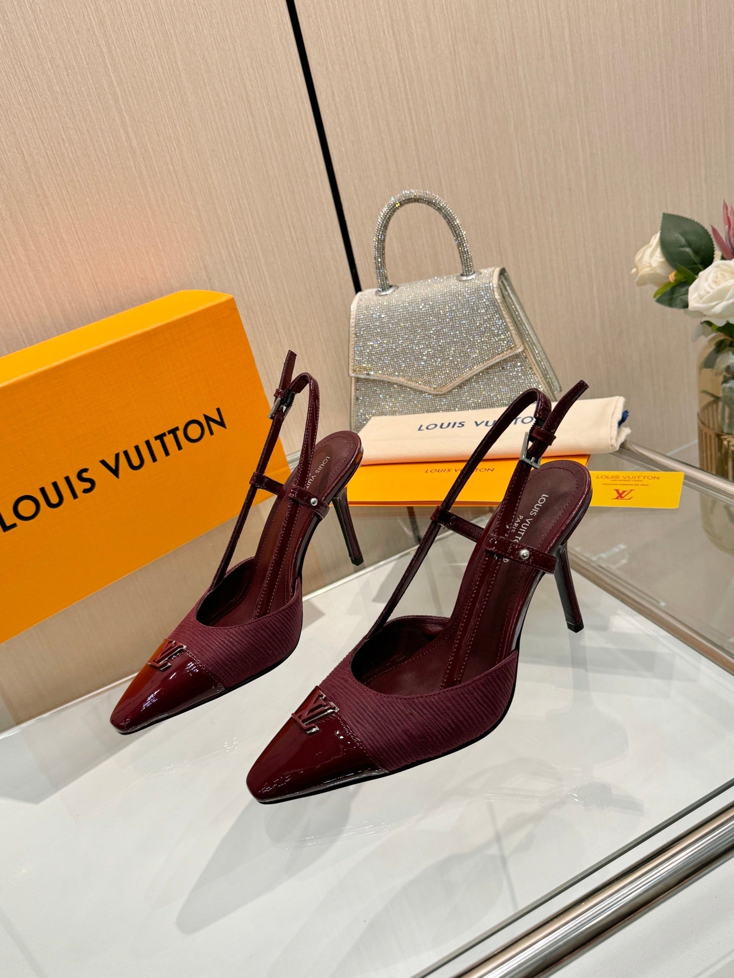 LV 26S SLINGBACK PUMPS 90 MM IN DARK RED FABRIC AND CALFSKIN