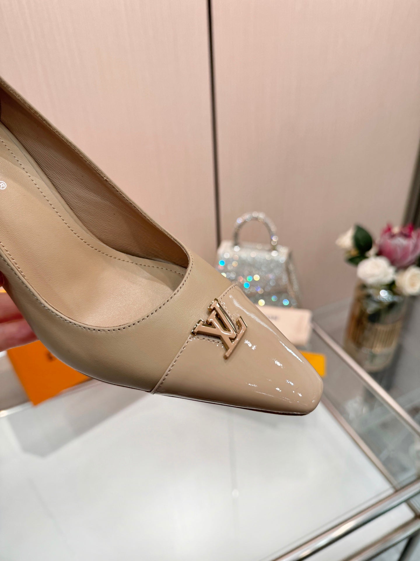 LV 26S POINTED-TOE HIGH HEELS 90 MM IN BEIGE BROWN CALFSKIN