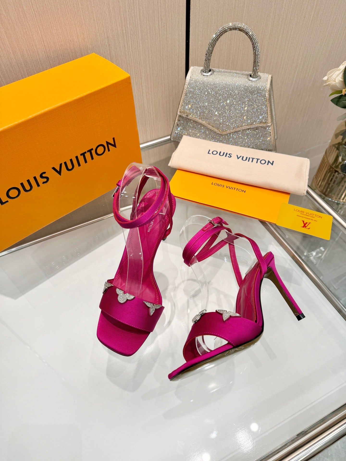 LV 26S HIGH-HEELED SANDALS 90 MM IN PINK SATIN
