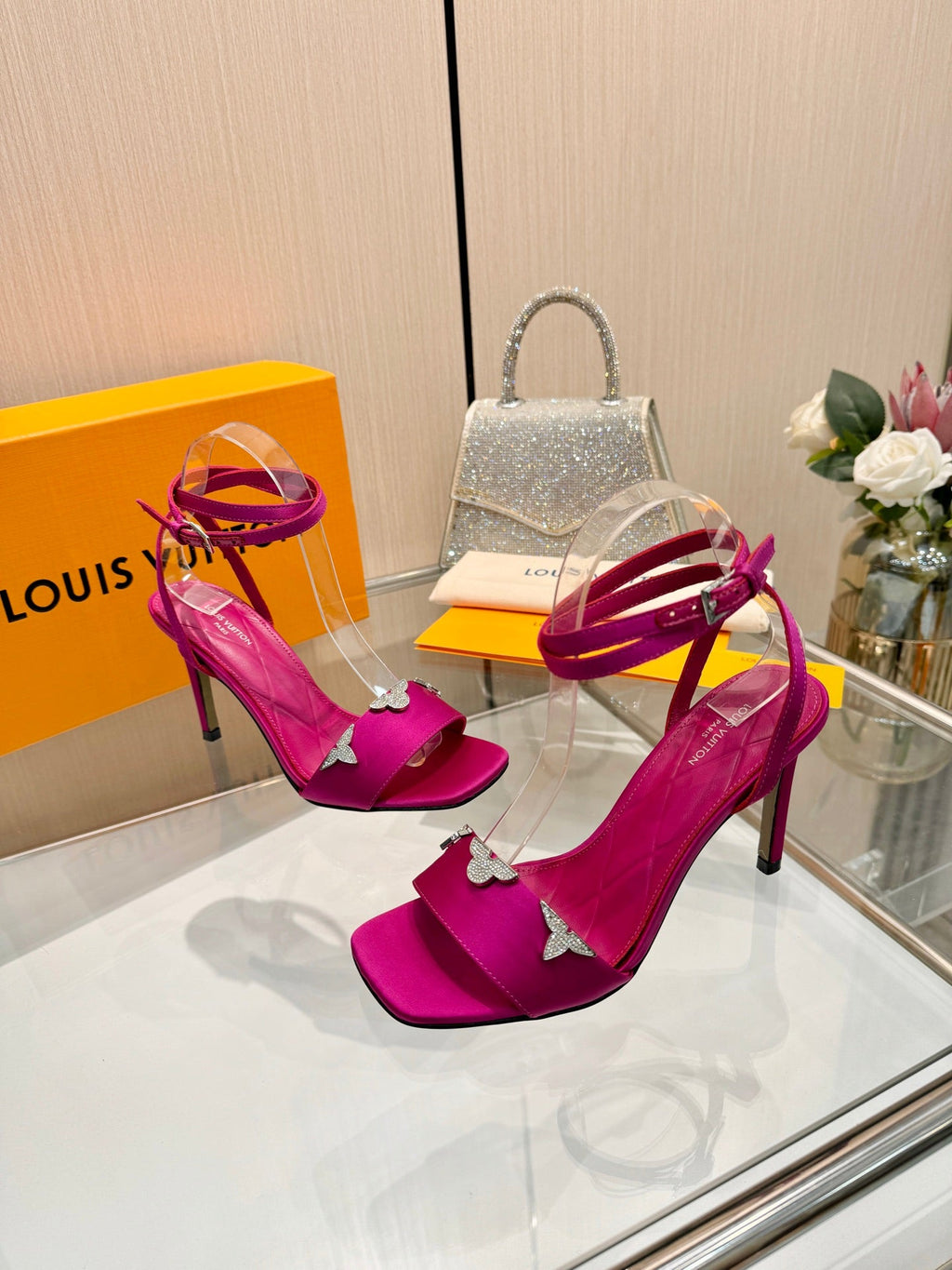 LV 26S HIGH-HEELED SANDALS 90 MM IN PINK SATIN