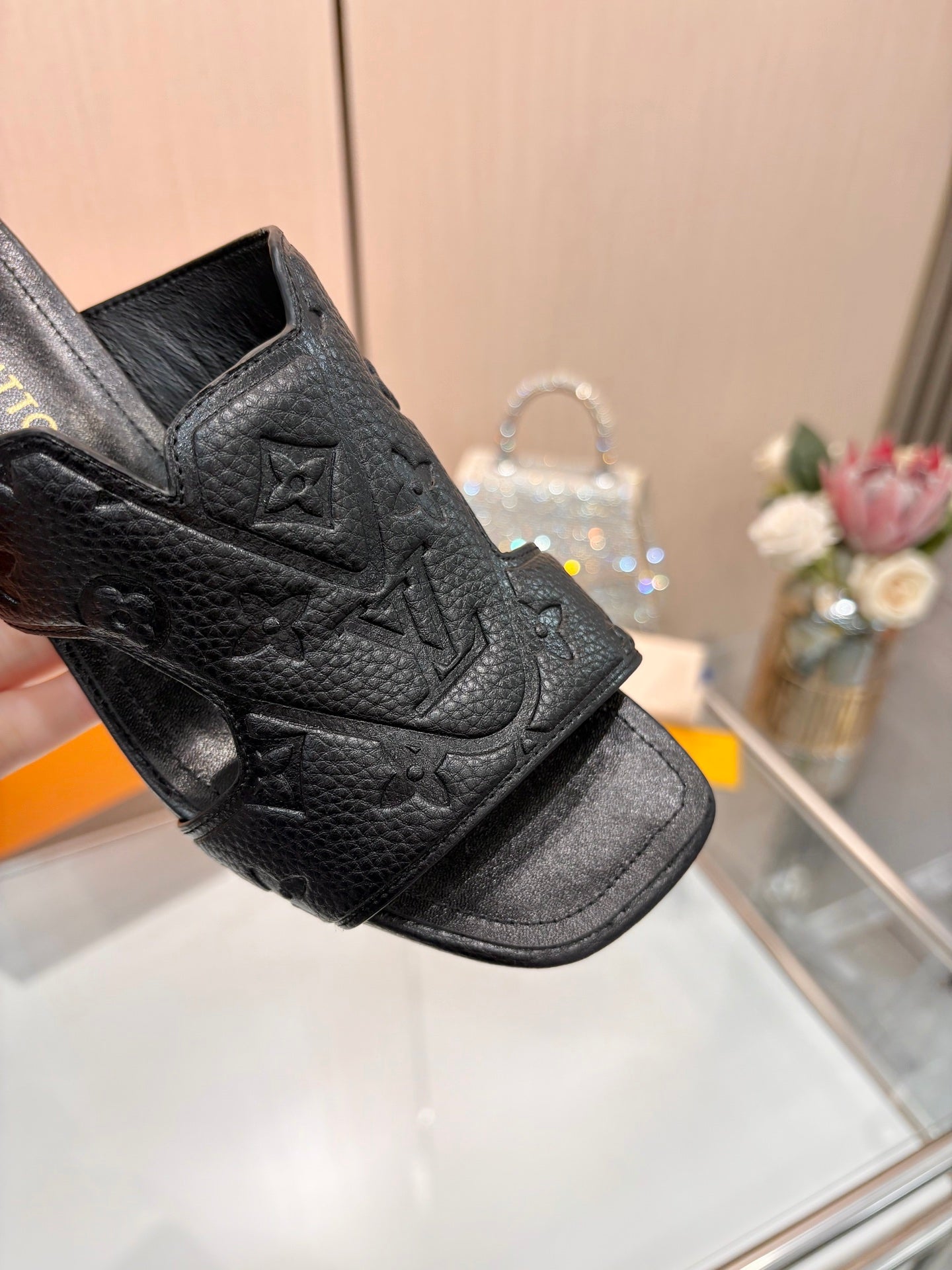 LV 26S HIGH-HEELED SANDALS 55 MM IN BLACK GRAINED CALFSKIN