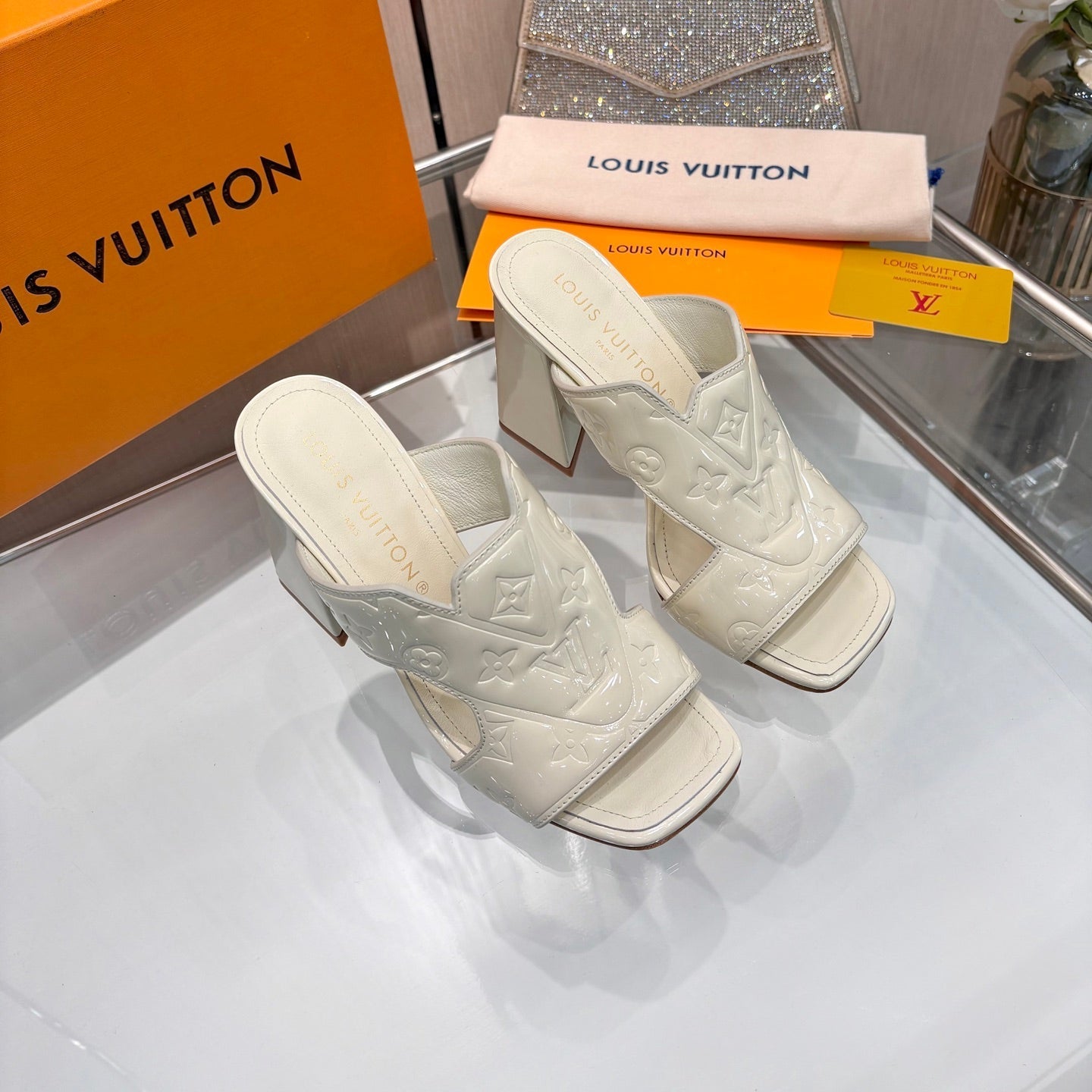 LV 26S HIGH-HEELED SANDALS 90 MM IN CREAM WHITE SHINY CALFSKIN