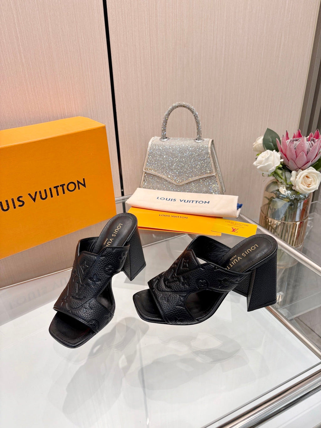 LV 26S HIGH-HEELED SANDALS 90 MM IN BLACK GRAINED CALFSKIN