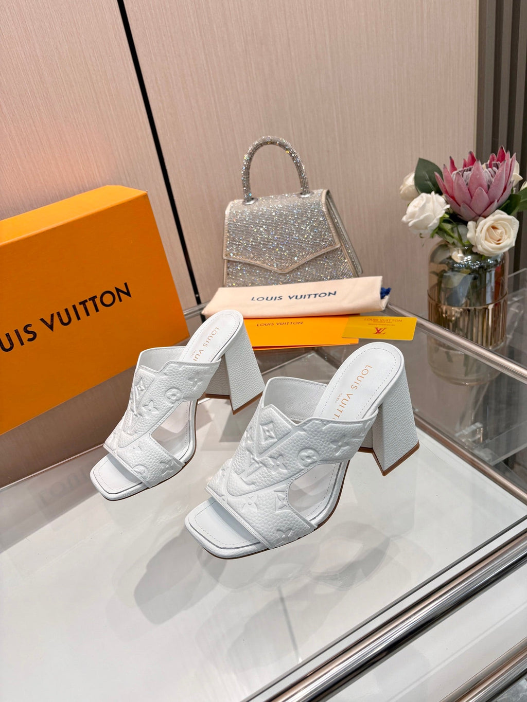 LV 26S HIGH-HEELED SANDALS 90 MM IN WHITE CALFSKIN