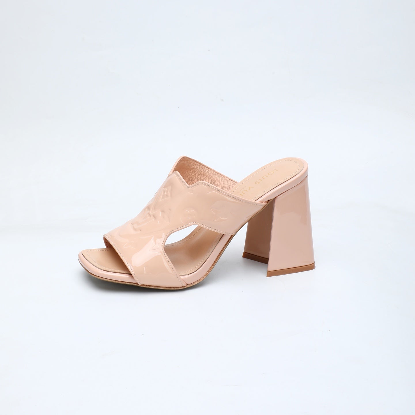LV 26S HIGH-HEELED SANDALS 90 MM IN SOFT BEIGE PINK SHINY CALFSKIN