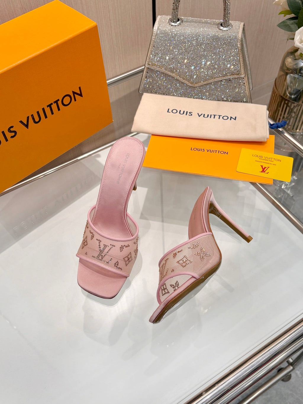 LV 26S MULE HEELS 90 MM IN LIGHT PINK FABRIC AND LAMBSKIN