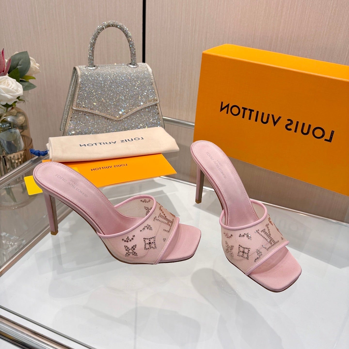 LV 26S MULE HEELS 90 MM IN LIGHT PINK FABRIC AND LAMBSKIN