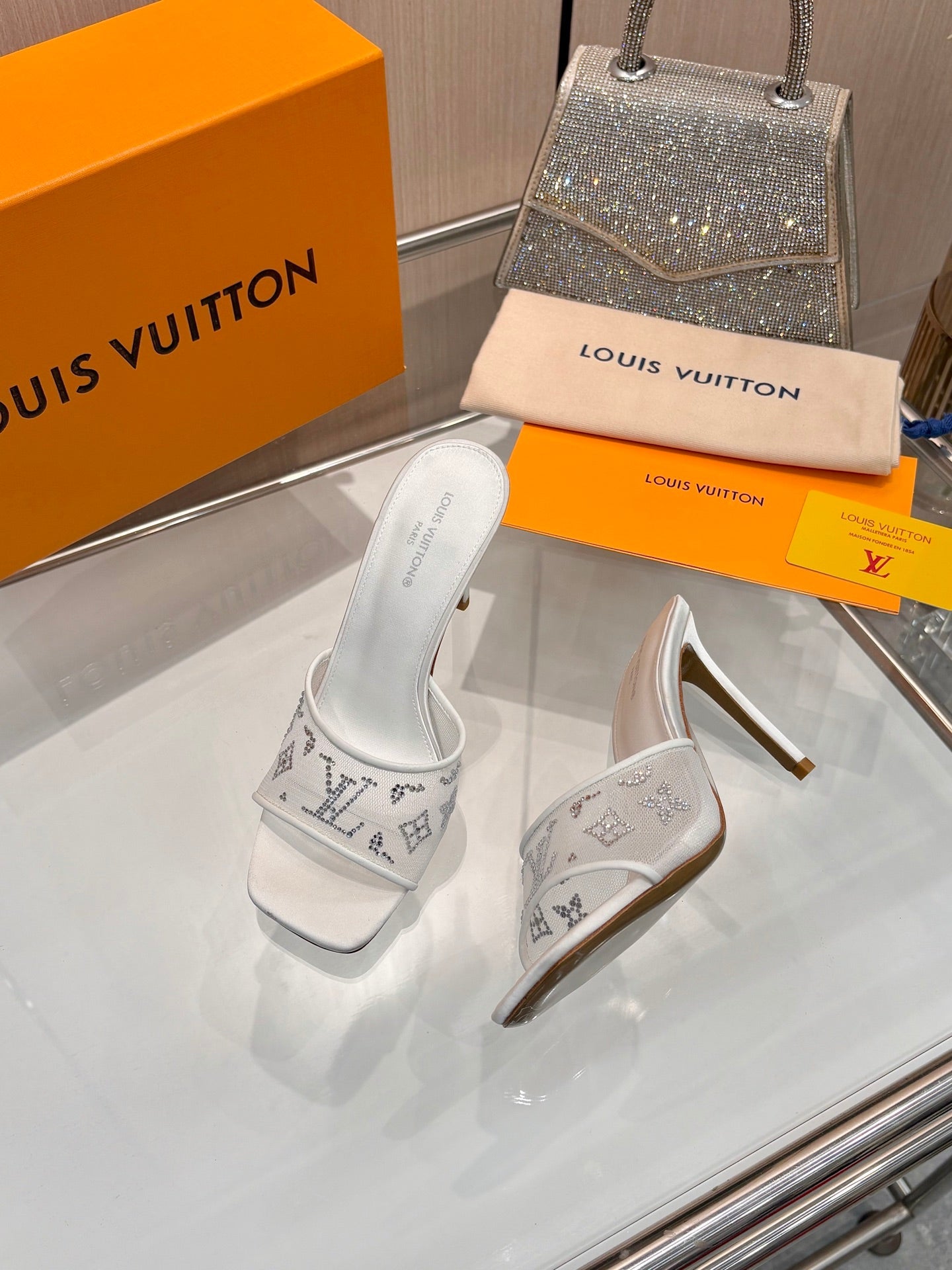 LV 26S MULE HEELS 90 MM IN WHITE FABRIC AND LAMBSKIN
