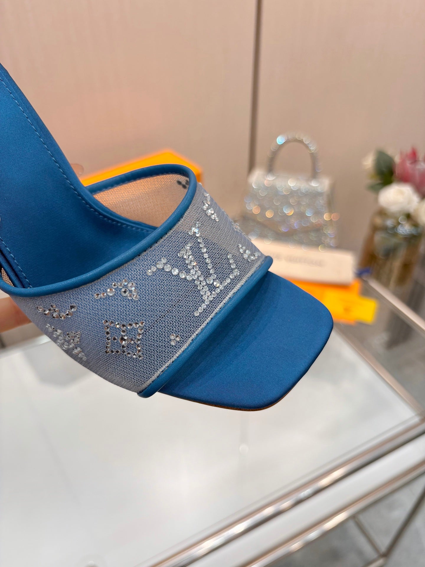 LV 26S MULE HEELS 90 MM IN OCEAN BLUE FABRIC AND LAMBSKIN