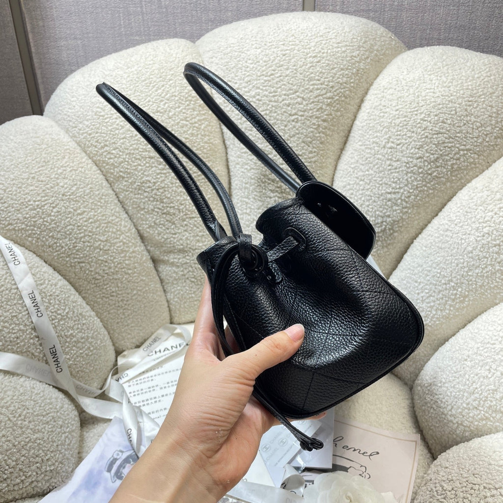 CHANEL 26S BAGUETTE BAG 31 IN BLACK CAVIAR CALFSKIN