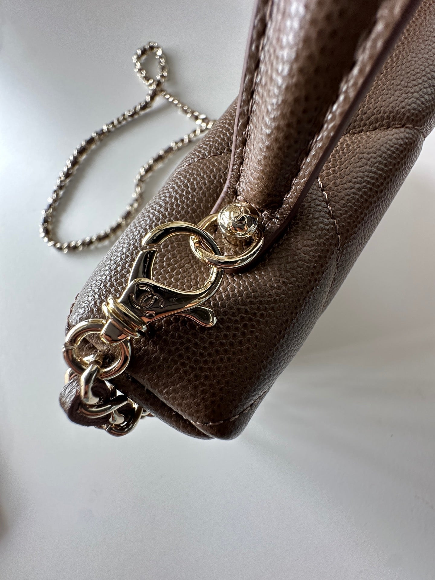 CHANEL 25S VANITY CLASSIC FLAP 19 IN CHOCOLATE BROWN QUILTED CALFSKIN GOLD HARDWARE