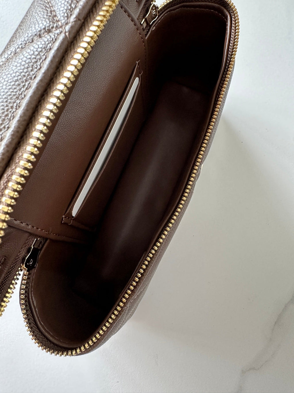 CHANEL 25S VANITY CLASSIC FLAP 19 IN CHOCOLATE BROWN QUILTED CALFSKIN GOLD HARDWARE