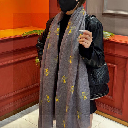GUCCI 25S SCARF 200 IN CASHMERE SILK 692966