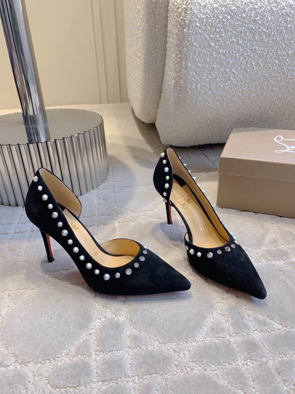 IRIZA PUMPS 85MM IN BLACK SUEDE SILVER SPIKES
