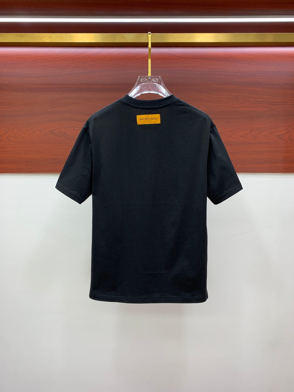 LV T-SHIRT STYLIZED LOGO IN BLACK COTTON 238875