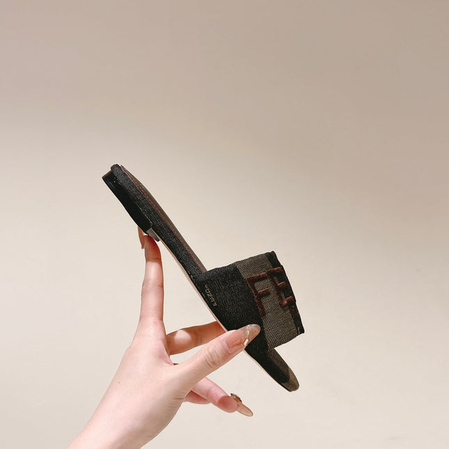 FENDI 26S SLIDE SANDALS IN KHAKI & DARK BROWN CANVAS